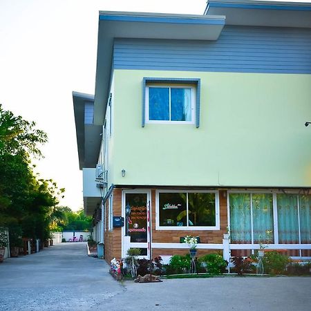 Sabaidee Place Phetchabun Eksteriør billede
